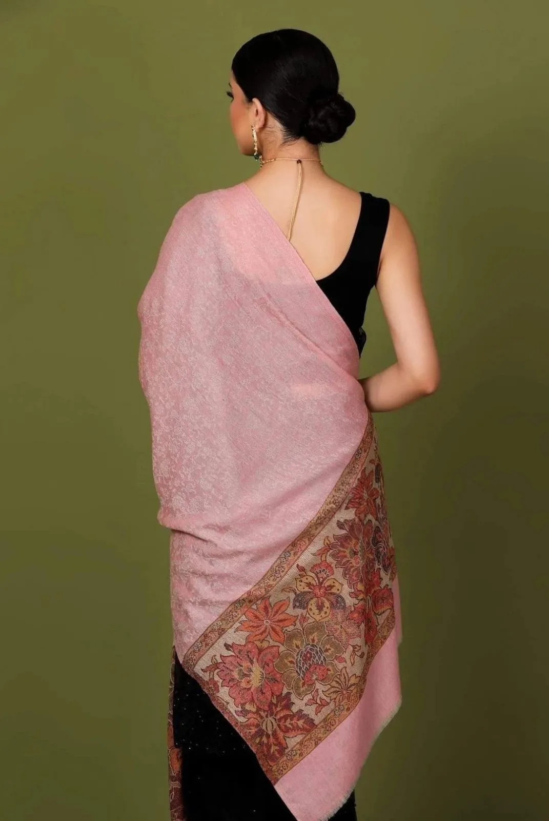 Floral Stole Woolen Chinar Leaf Pattern Feather Soft Texture Scarf, photo 3